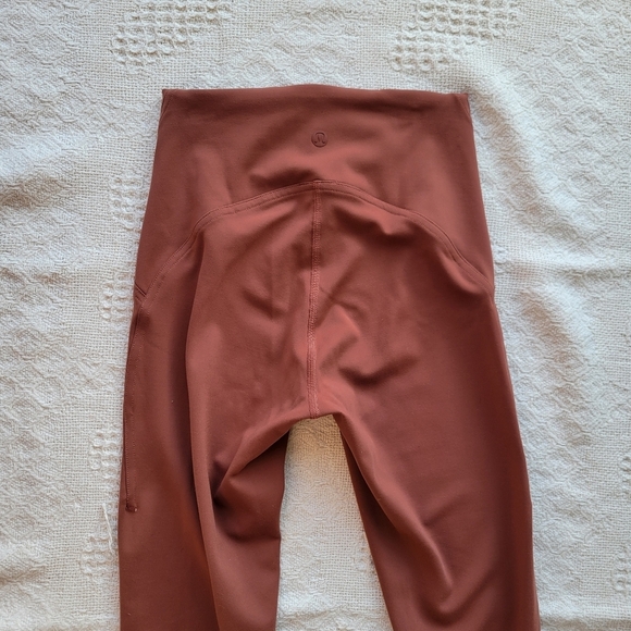 Lululemon In Still High-Rise Athletic Activewear 25" Legging , Ancient Copper - Picture 4 of 10